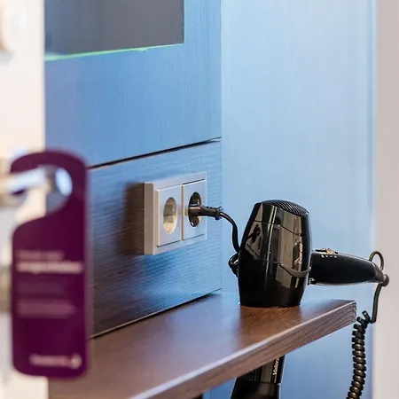 Premier Centre Otel 3*