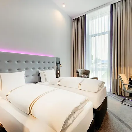 Premier Centre Hotell 3*