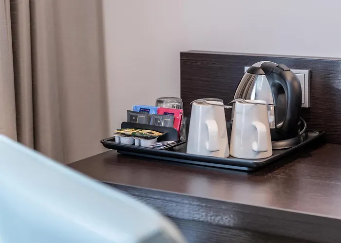 Отель Premier Centre 3*