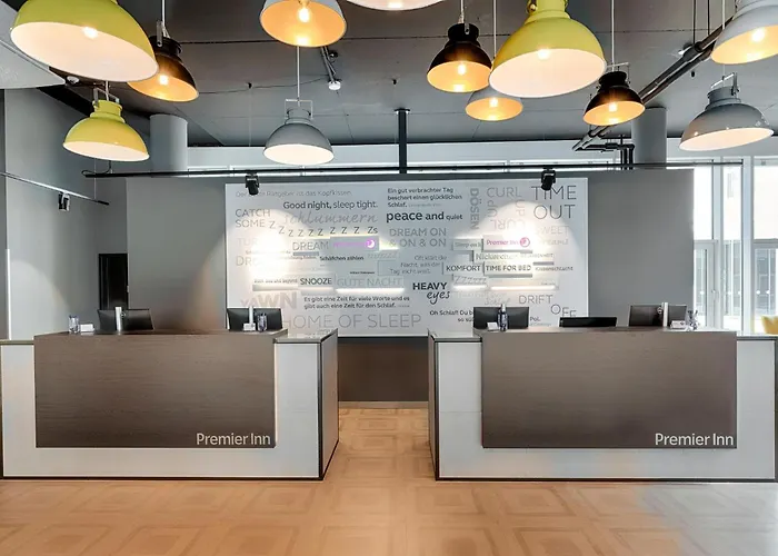 Premier Centre 3* Вольфсбург